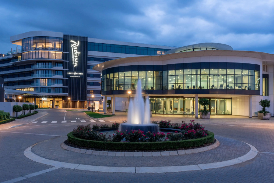 Radisson Hotel and Convention Centre OR Tambo Airport