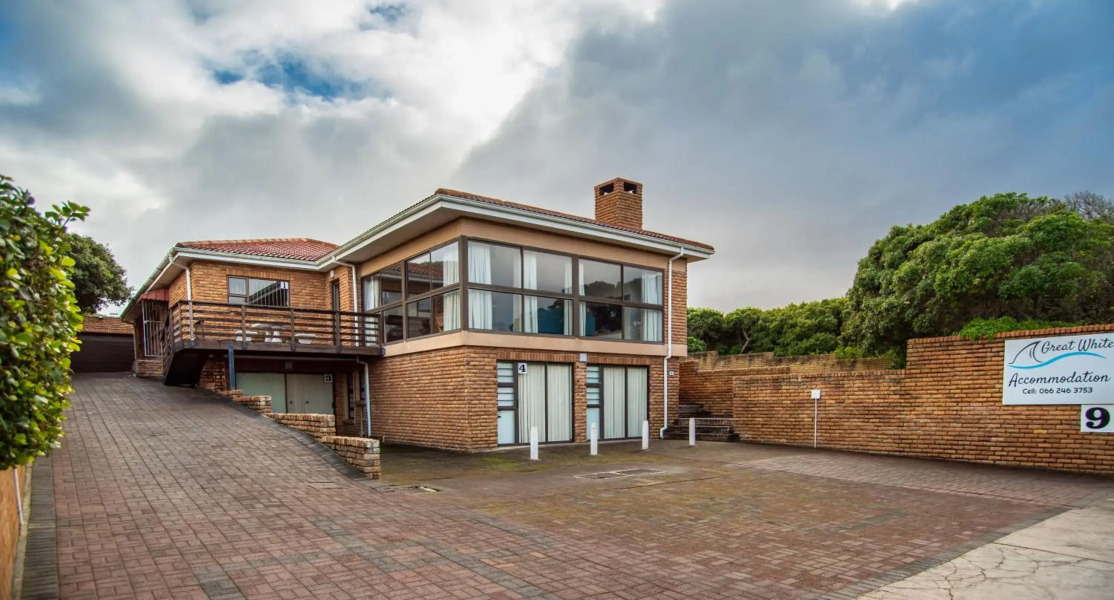 Great White Shark Accommodation