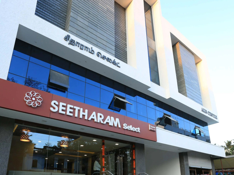 Hotel Seetharam Select