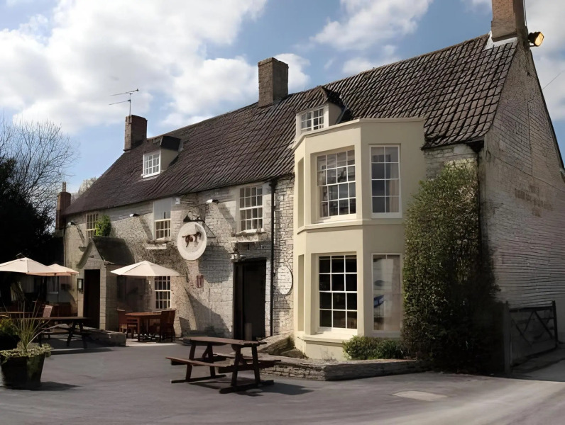The Horse & Groom Inn