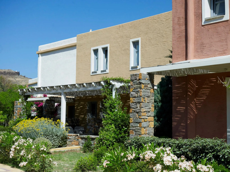 Porto Kea Suites