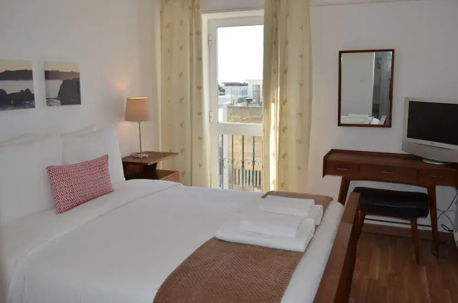 Cozy Apartment in Estoril