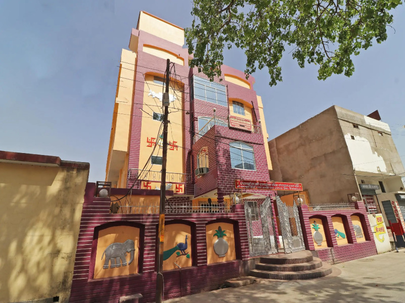 Oyo flagship 38000 Vaidehi Bhawan