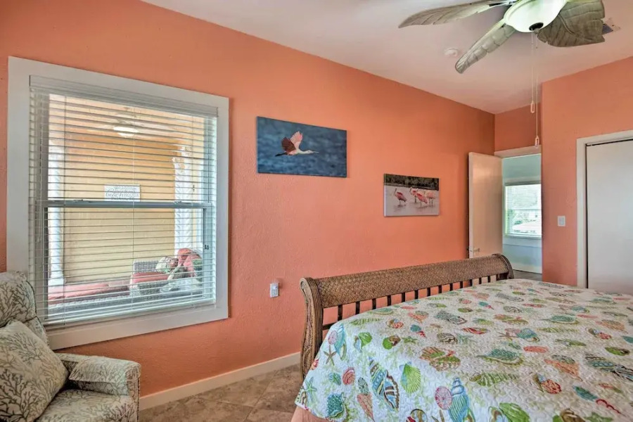 1 Mi to Dtwn Rockport: 'ocean Pearl' House