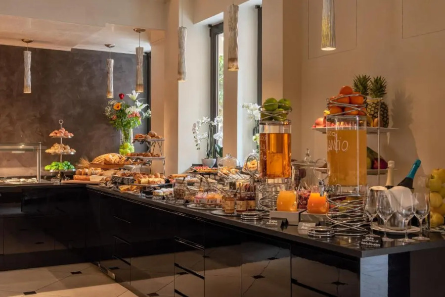 Carnival Palace Hotel