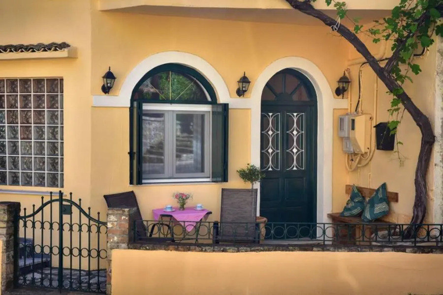 Nafsikas Apartment - Ipsos Beach