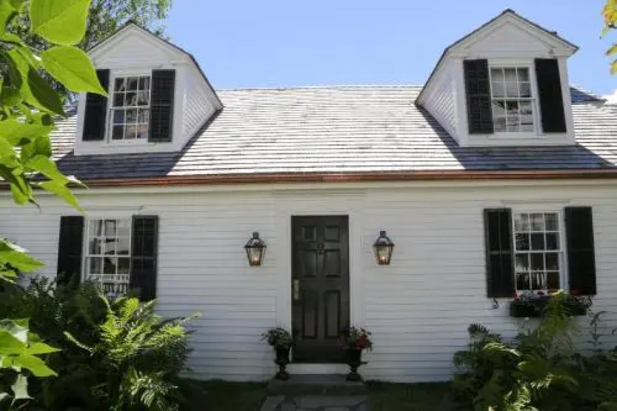 Cory Cottage at the Pansy Patch