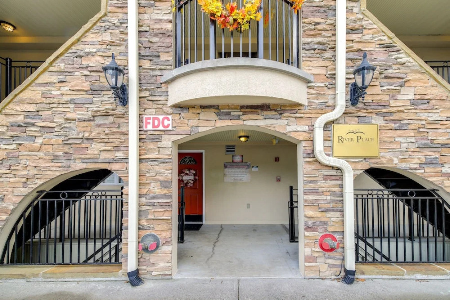 Sevierville Vacation Rental: 6 Mi to Dollywood!