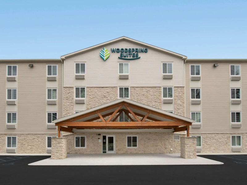 WoodSpring Suites Toledo Maumee