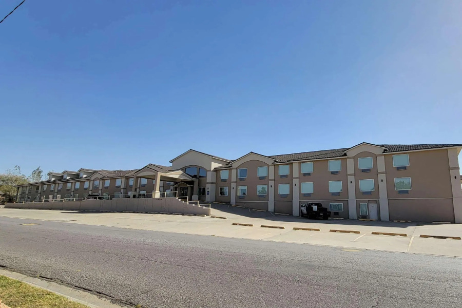 FairBridge Inn & Suites Canadian