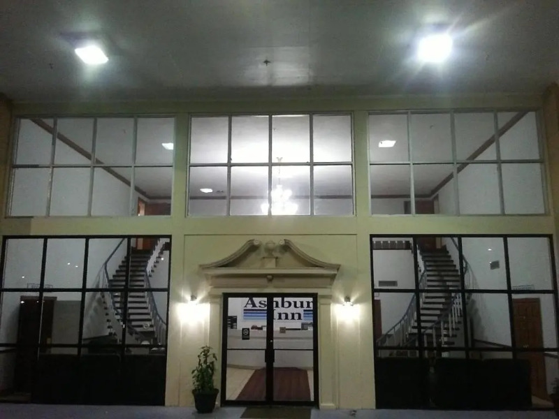 Ashburn Inn Of Manning