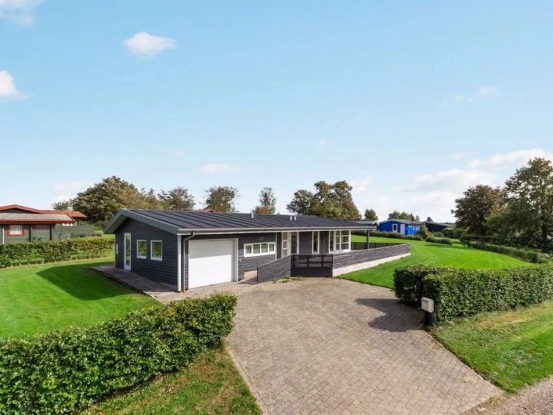 "Sylvelin" - 400m to the inlet in The Liim Fiord