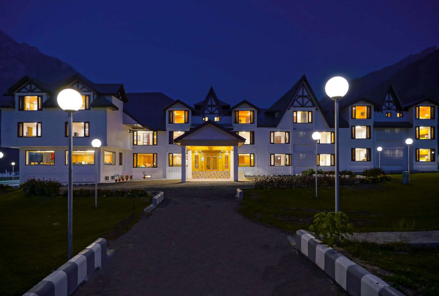 Country Inn & Suites by Radisson Sonamarg