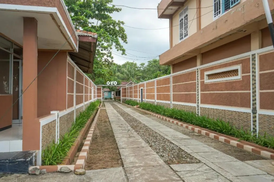 Hotel O Jatimas