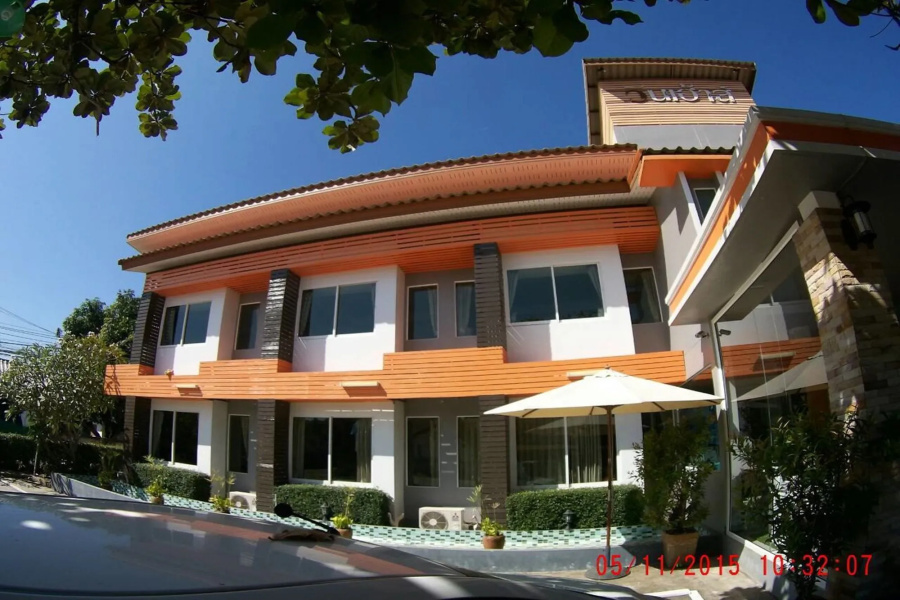 Winhouse Hotel