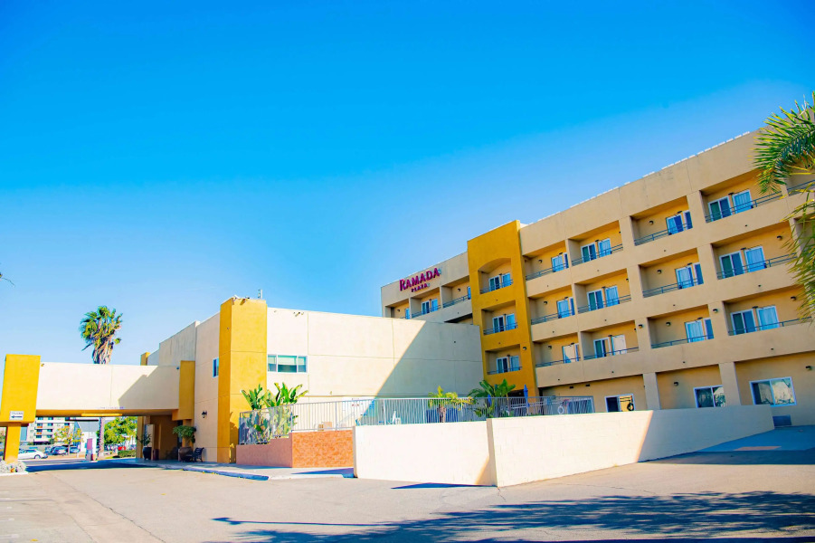 Ramada Plaza by Wyndham Garden Grove/Anaheim South