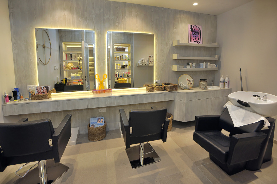 Отель Nelia Beach