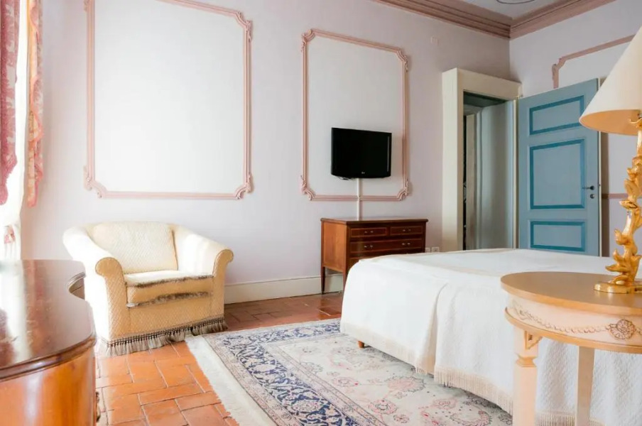 Suite Apartments in Villa del 1700