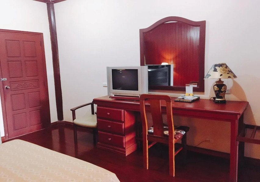 Vansana NamNgum Hotel