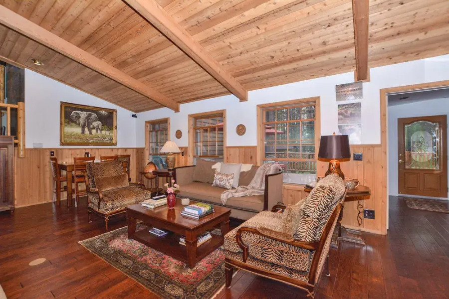 Alpenhorn Bed And Breakfast Inn