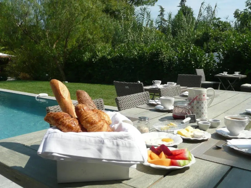 Etoile De Saint Paul