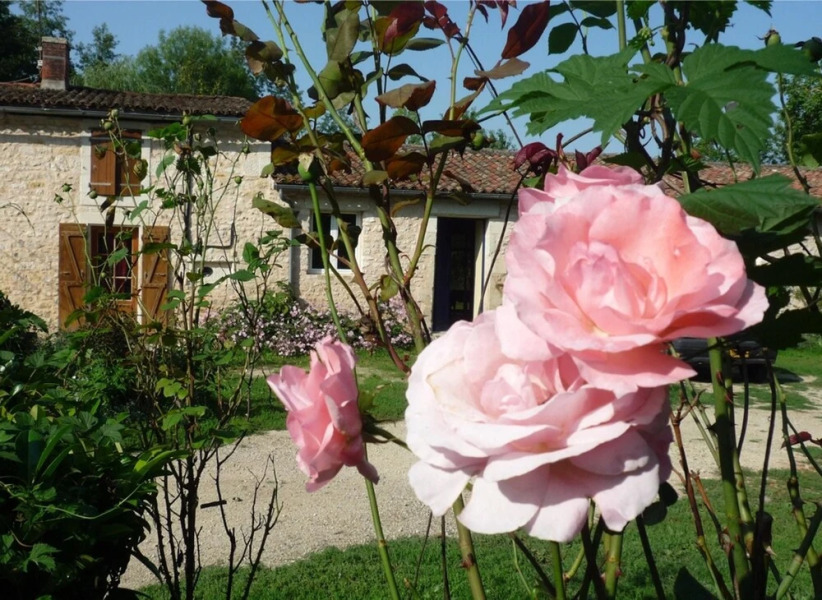 House With one Bedroom in La Mothe-saint-héray, With Furnished Terrace