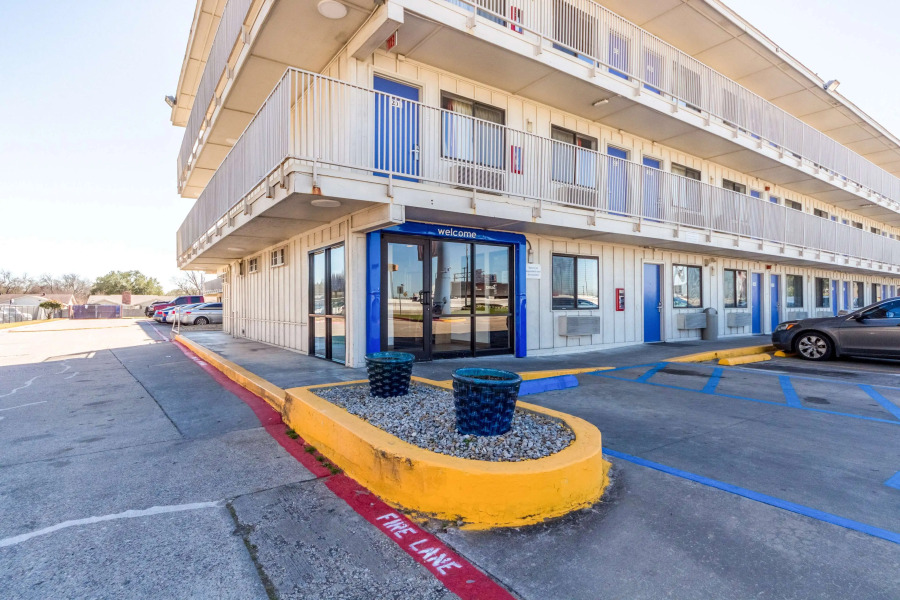 Motel 6 Garland, TX - Dallas