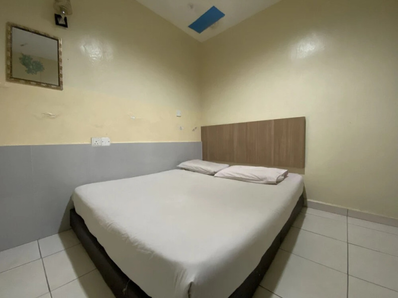 Harmoni Inn Hotel by OYO Rooms