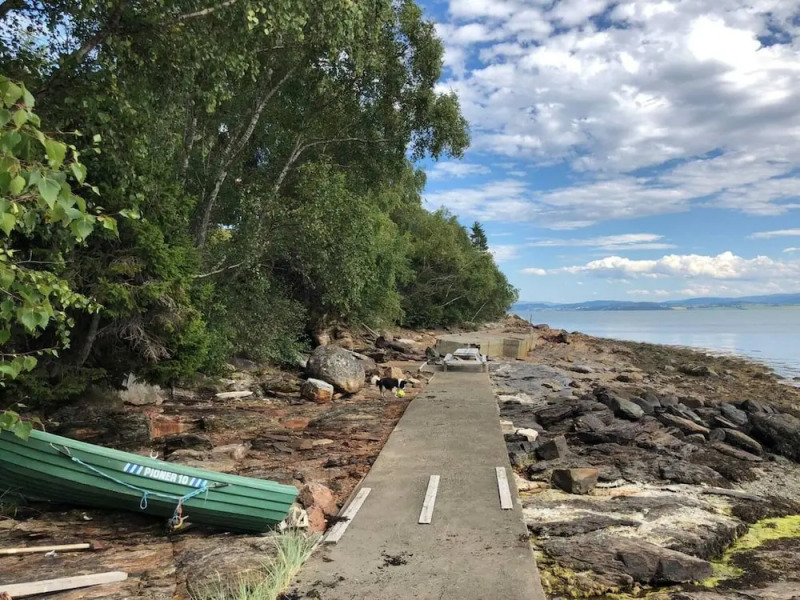 Beautiful 3 Bed Cottage in Ytteroy, With Seaview