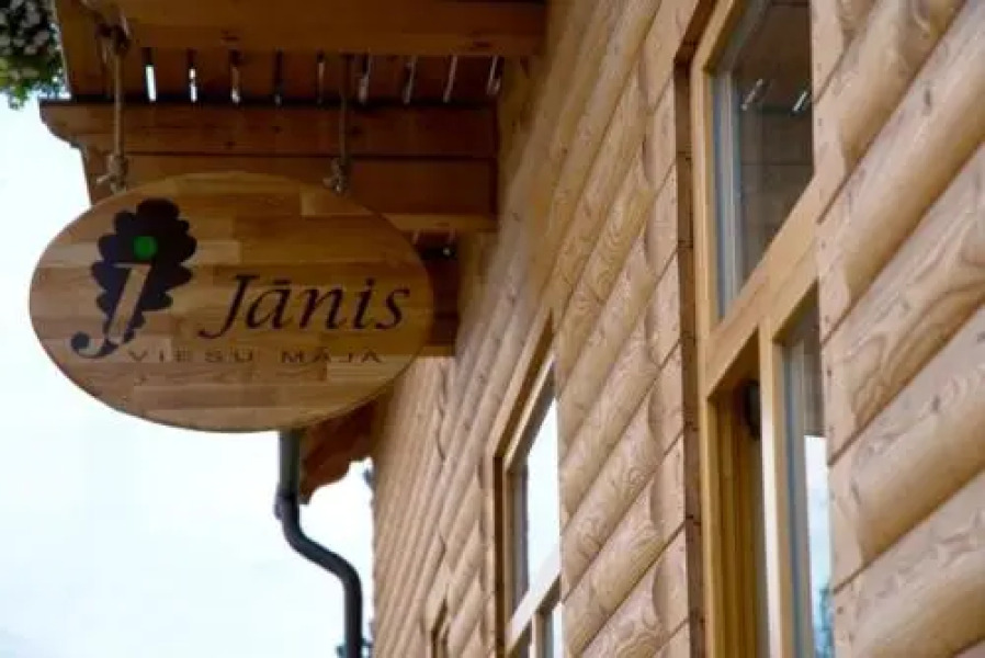 Viesu Maja Janis