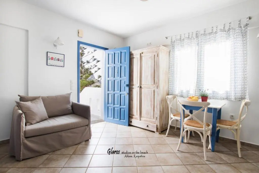 Glaros luxury studio on the Beach