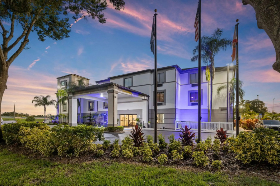 Clarion Pointe Lakeland I-4