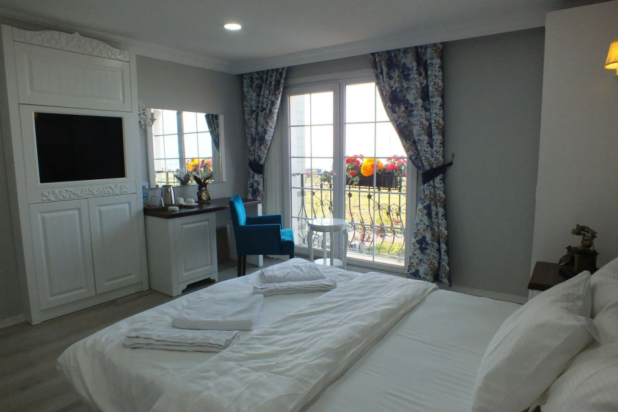 Real King Boutique Hotel