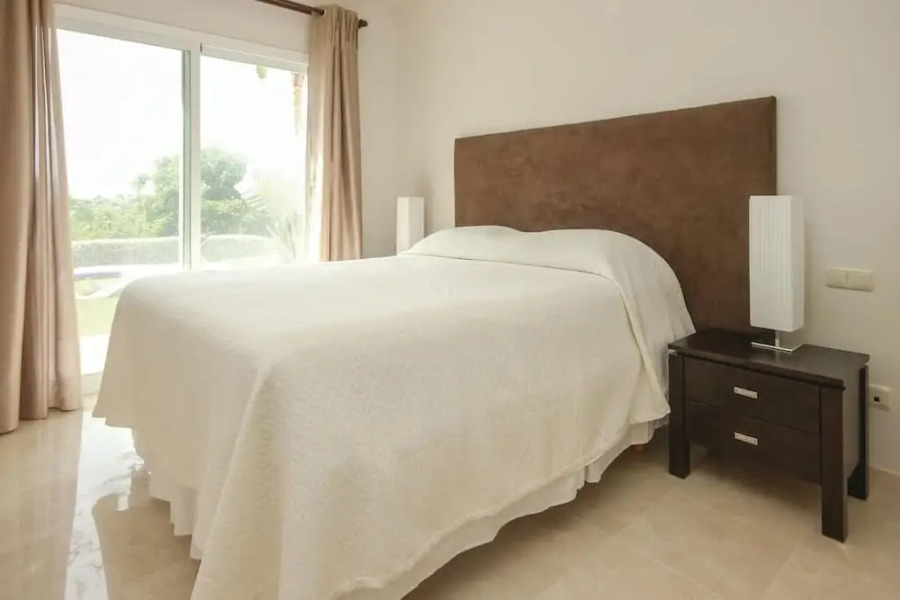 Alcazaba Lagoon 2165