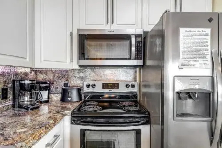 Blue Mountain Villas 13