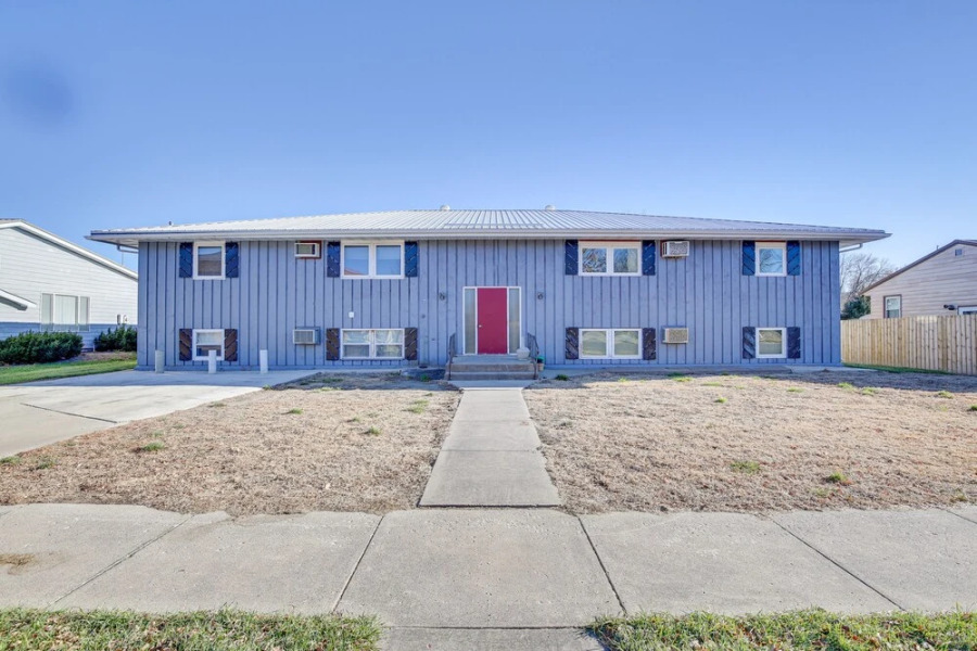 Downtown Pierre Apartment ~ 1/2 Mi to River!