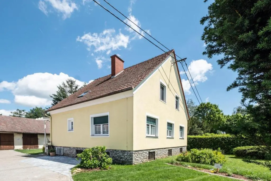 UPSTAIRS Apartment in Haus GRETE