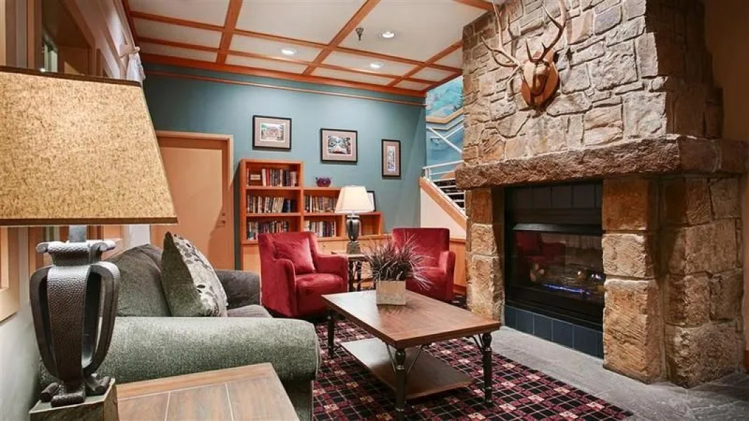 Best Western Landing Hotel