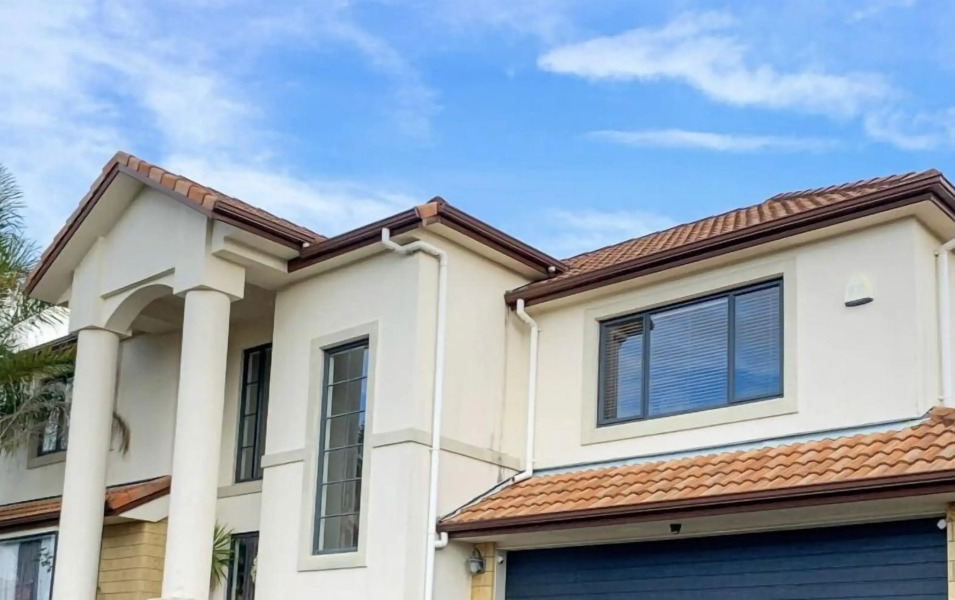 Howick Luxury Large Home