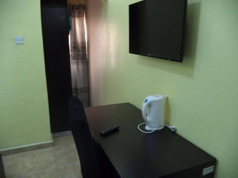 Kapital Klub & Apartments