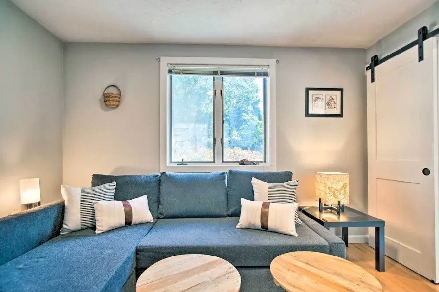 2 Mi to South Cape Beach State Park: Home w/ Yard!