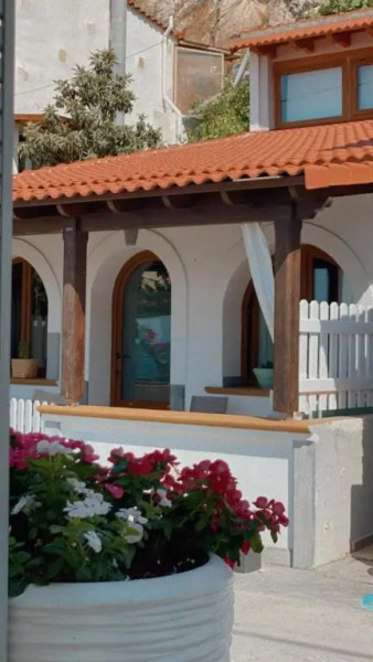 Beachfront House Pythagorion