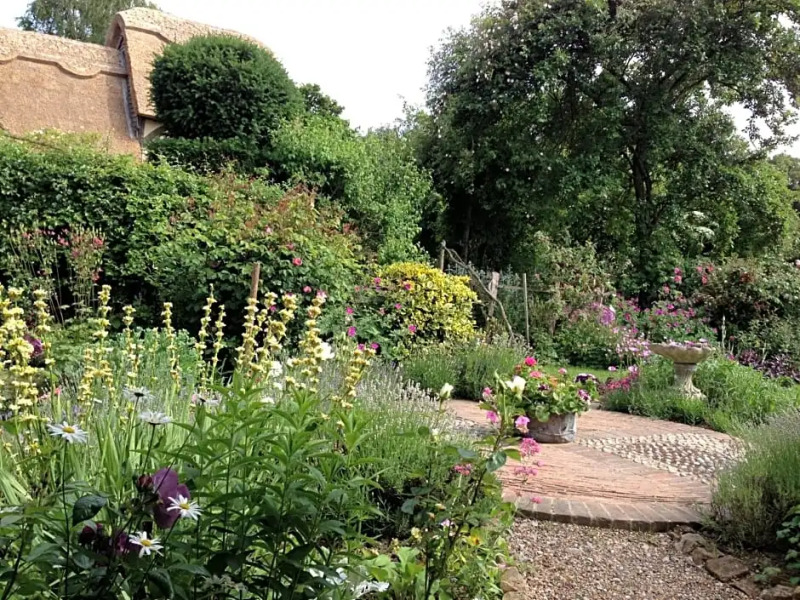 Thatched Cottage B&B