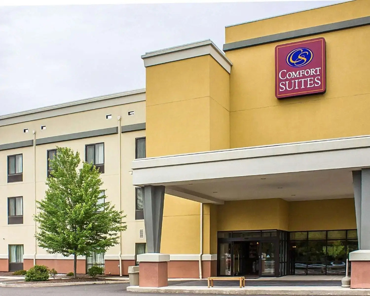 Holiday Inn Cheshire - Southington by IHG