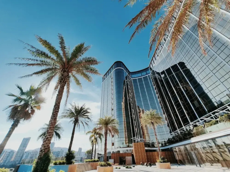 YOHO Treasure Island Hotel