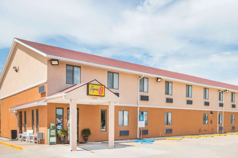 Super 8 Emporia
