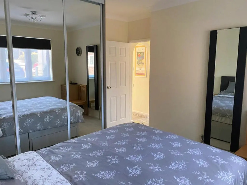 Luxury Suntrap in Private Complex St Leonards