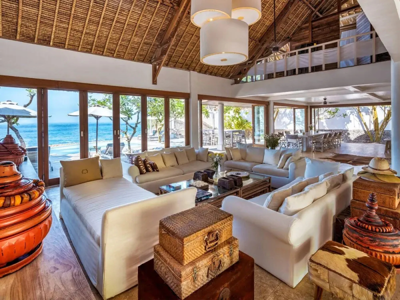 Villa Voyage