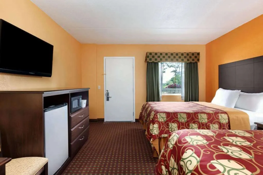 Days Inn Queensbury/Lake George