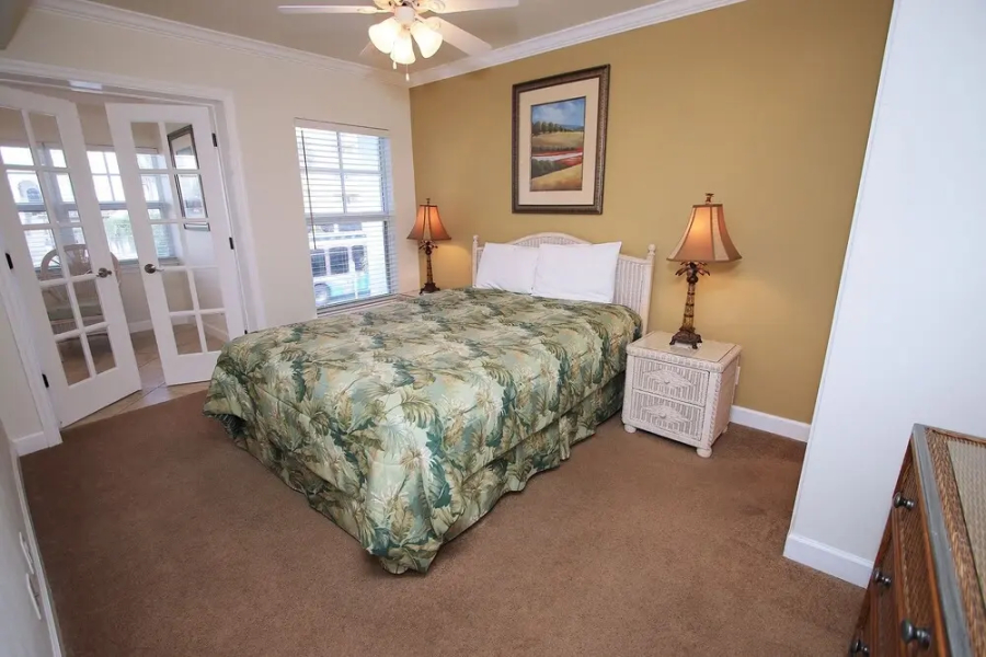 Barefoot Beach Resort 217E Apartment